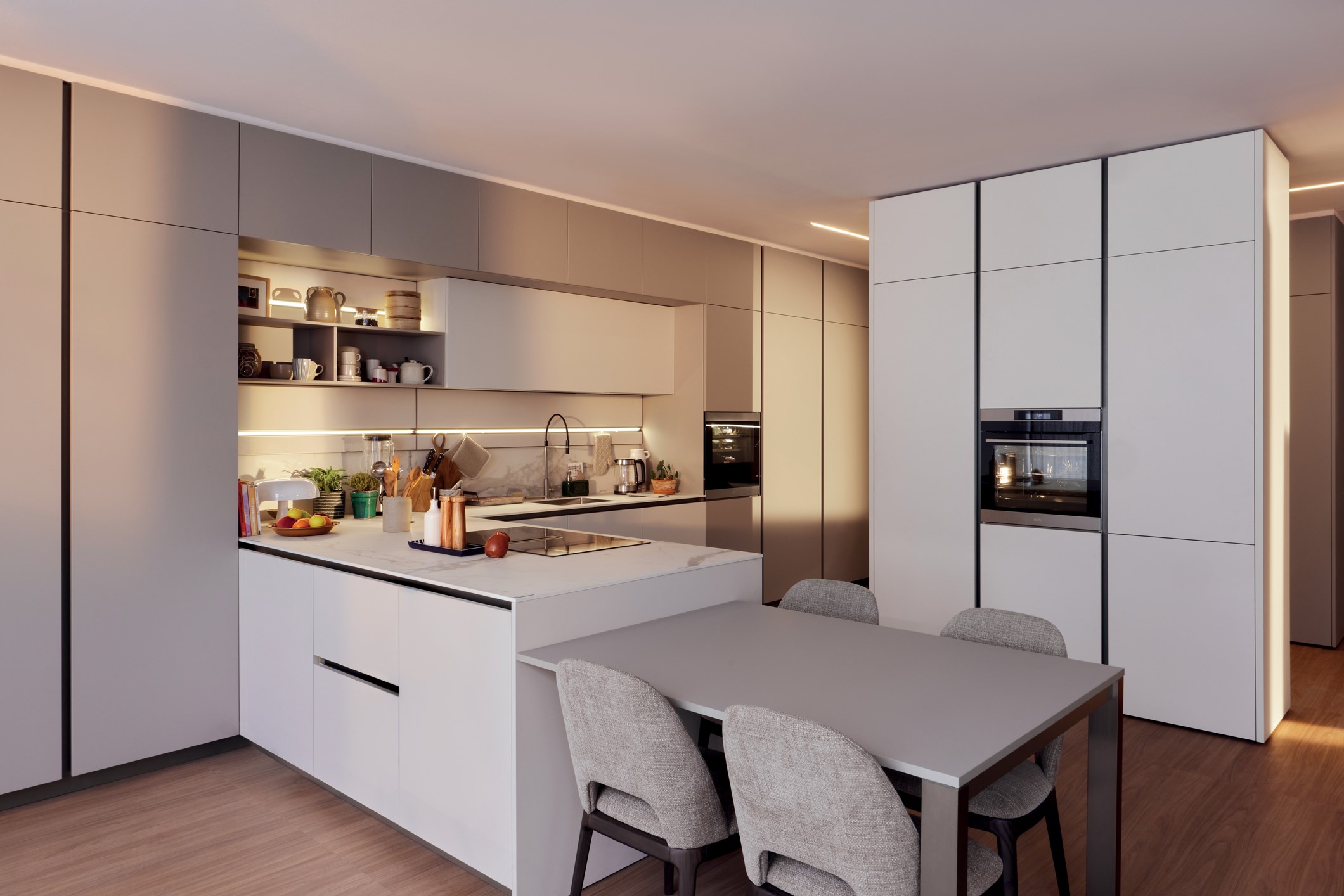 Veneta Cucine modello Lounge laccato beige soft